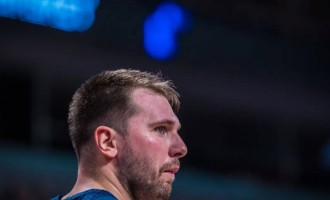 东契奇两场淘汰赛合砍81分 领跑欧洲杯得分榜